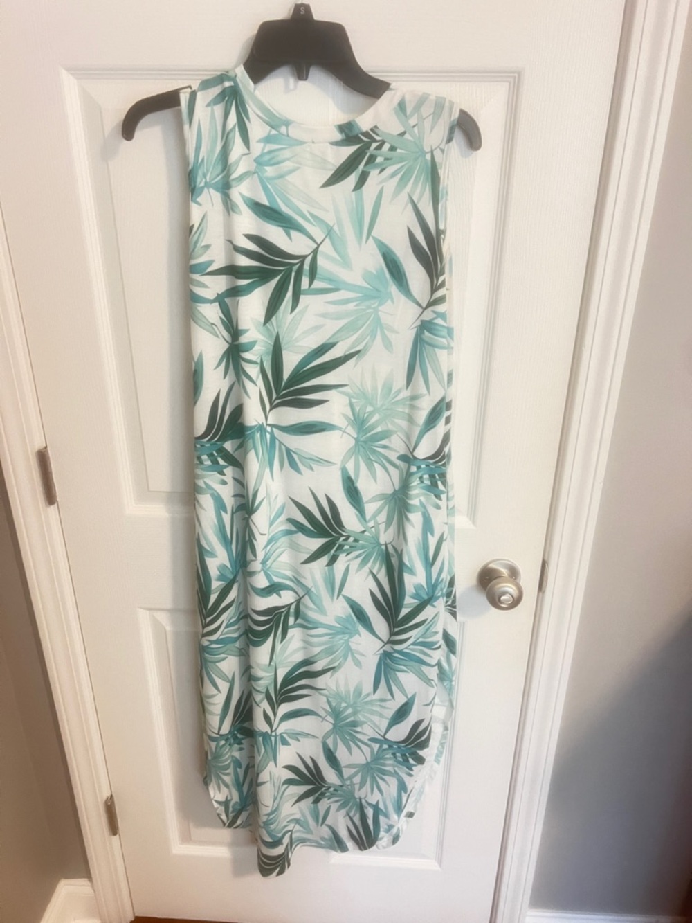 Sleeveless White Midi Dress with Teal and Emerald Leaf Print